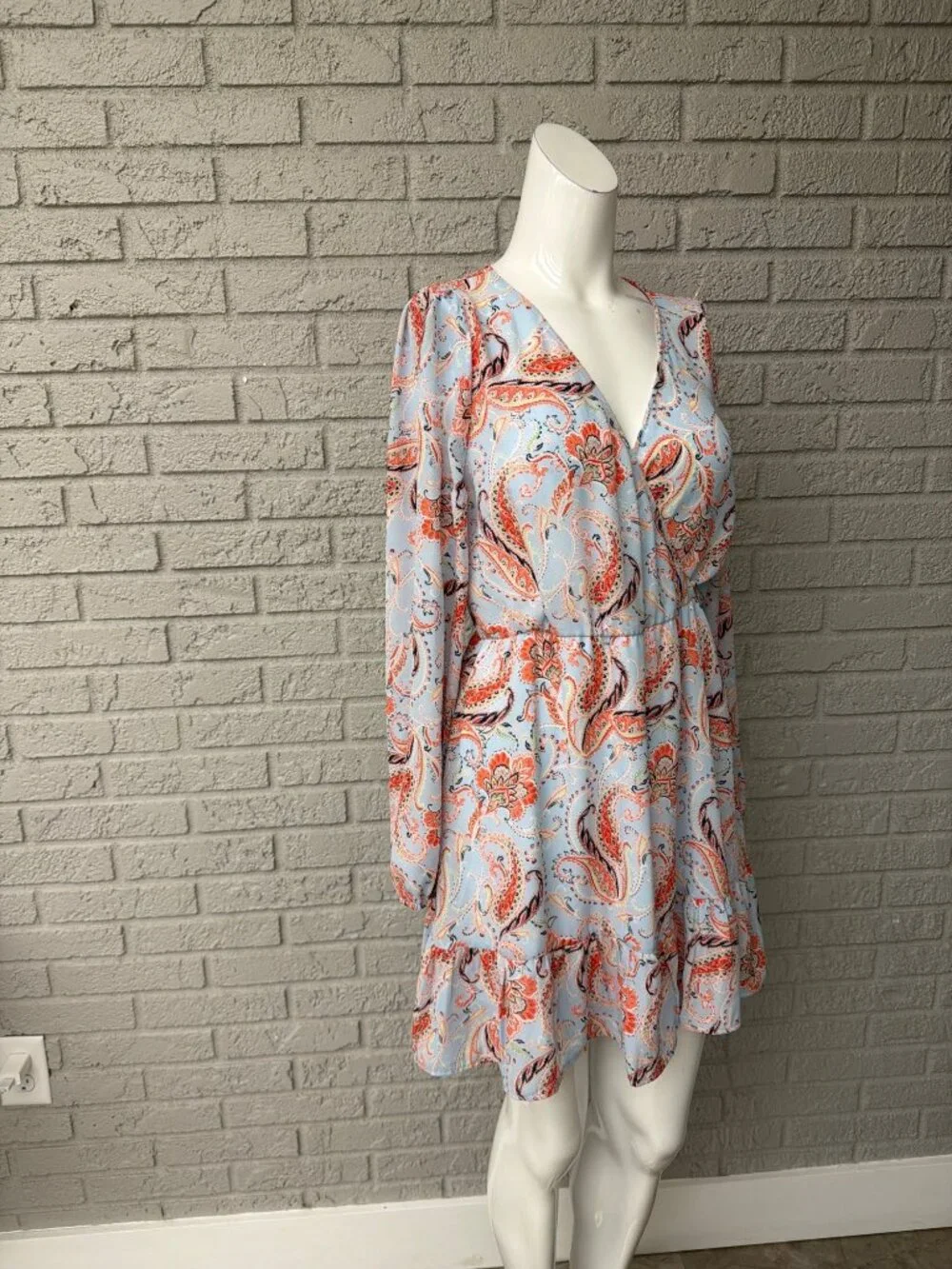 Jun & Ivy Women's Light Blue & orange Paisley Faux Wrap Mini Dress Size M